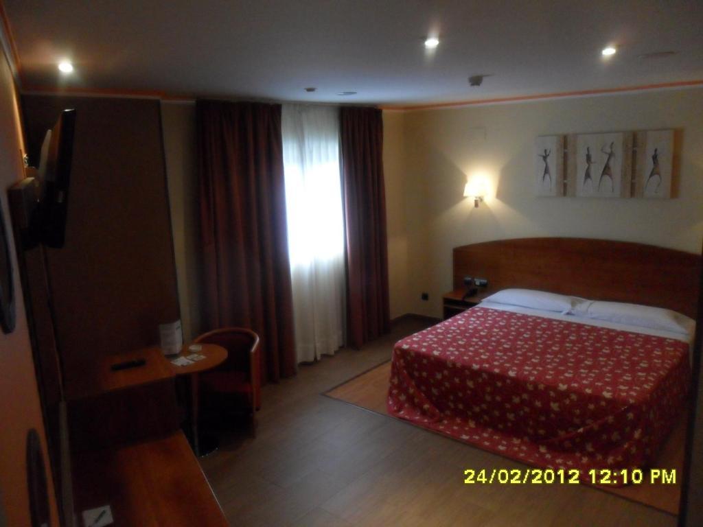 Motel Emporio Cabezón de Pisuerga Exterior foto